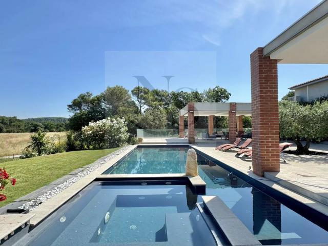 Villa vente à Aix-en-Provence, Bouc-bel-air