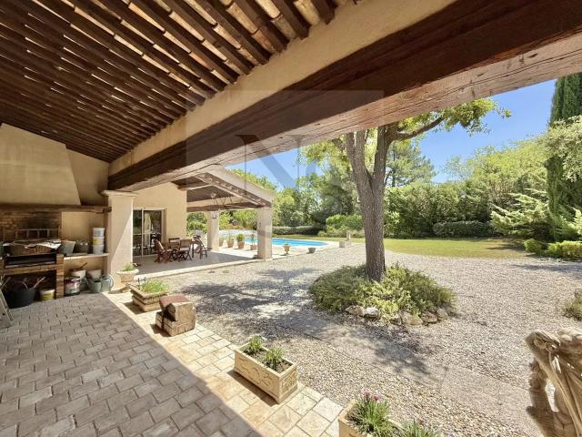 Villa vente à Aix-en-Provence, Aix-en-provence