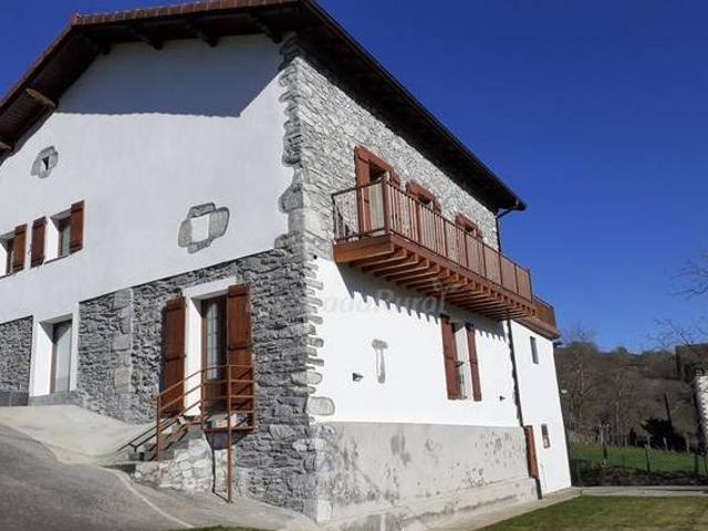 Casa en alquiler en Igantzi, Navarra