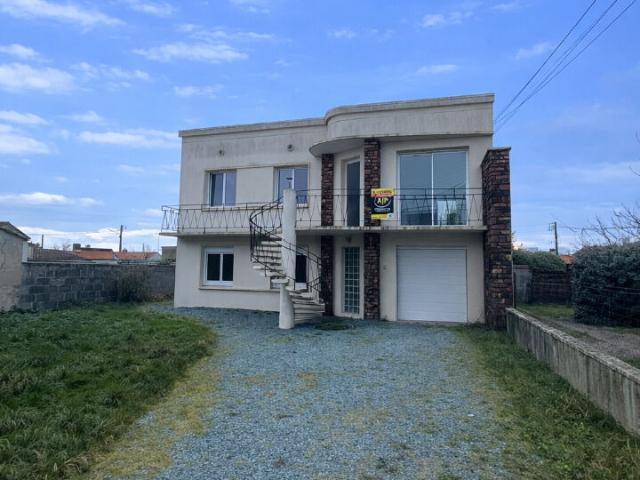 Maison vente à La Roche-sur-Yon, Aizenay