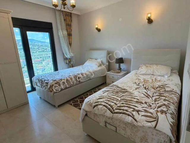 Sarıtaş, Akçaabat içerisinde satılık Villa