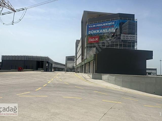 Tuzla, İstanbul içerisinde satılık Dükkan