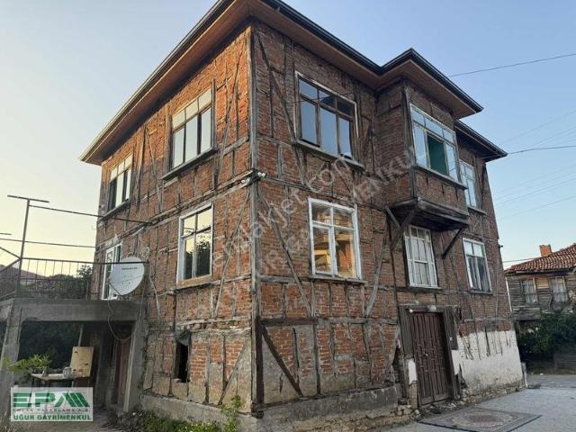 Akçakoca içerisinde satılık Villa