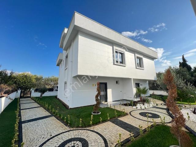 Edremit, Balikesir içerisinde satılık Villa