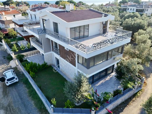 Edremit, Balikesir içerisinde satılık Villa