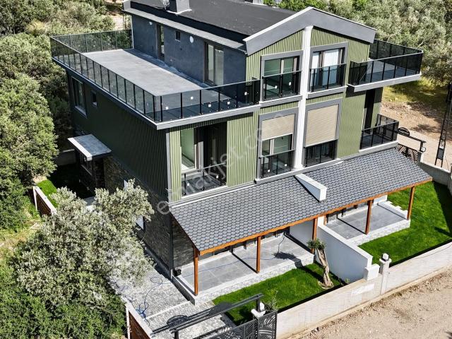 Edremit içerisinde satılık Villa