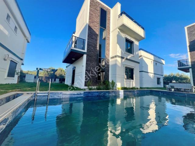 Edremit, Balikesir içerisinde satılık Villa