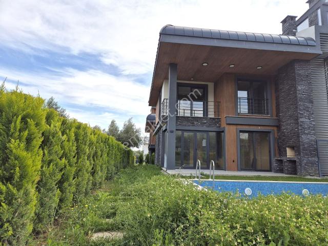 Güre, Edremit içerisinde satılık Villa