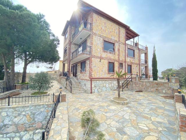Edremit, Balikesir içerisinde satılık Villa