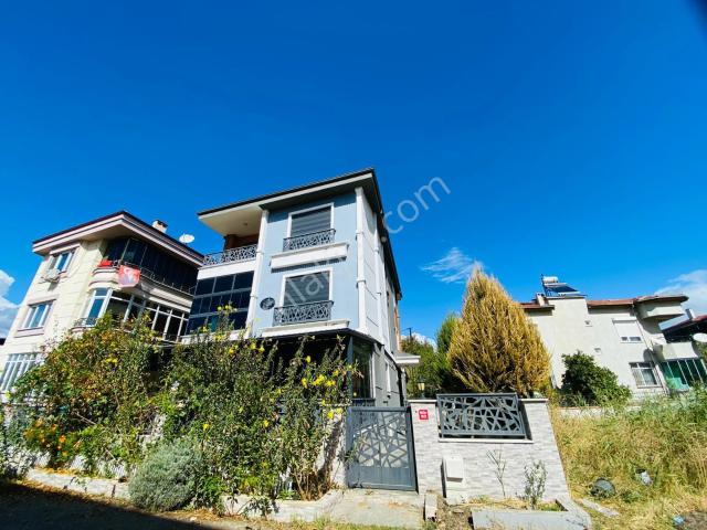Edremit, Balikesir içerisinde satılık Villa