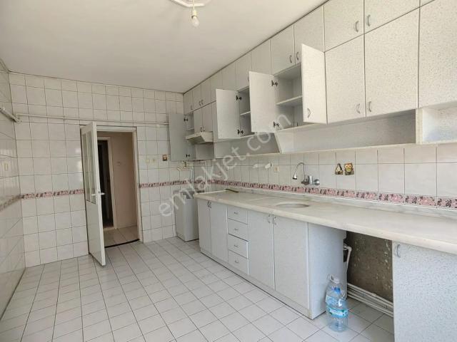 Akşehir, Konya içerisinde kiralık mülk