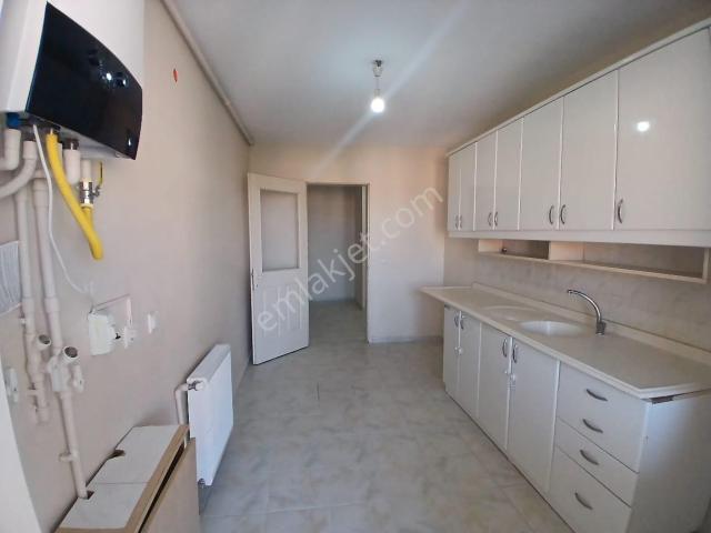 Akşehir, Konya içerisinde kiralık mülk