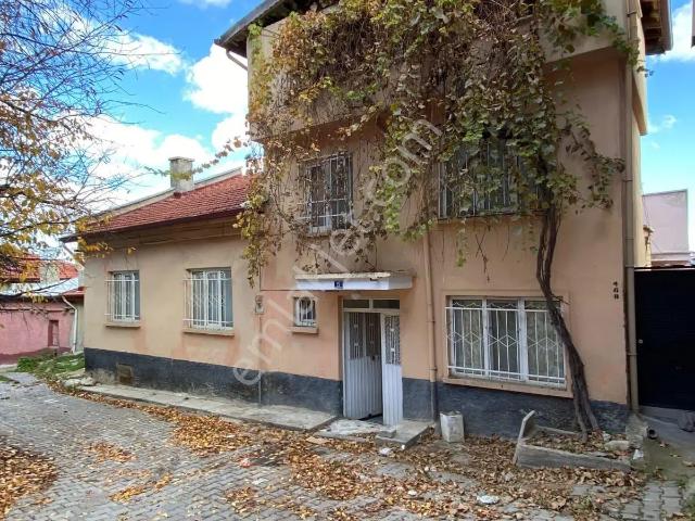 Akşehir, Konya içerisinde satılık Villa