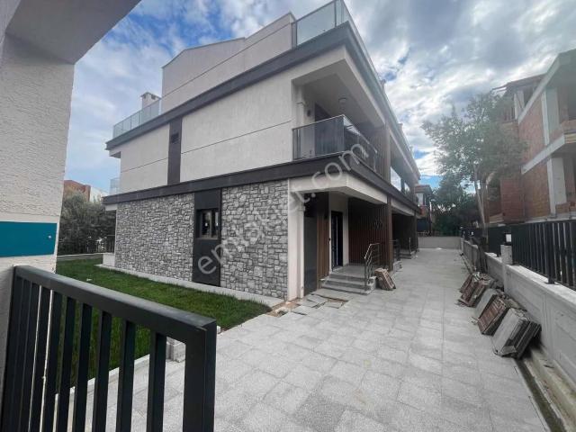 Edremit, Balikesir içerisinde satılık Villa