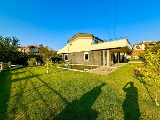 Edremit, Balikesir içerisinde satılık Villa