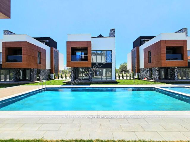 Edremit, Balikesir içerisinde satılık Villa