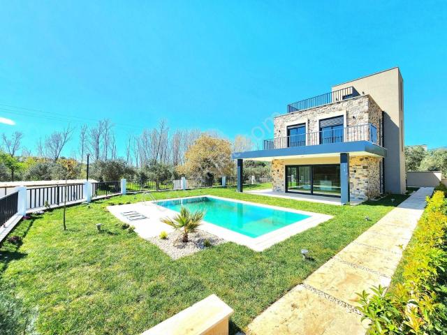 Edremit, Balikesir içerisinde satılık Villa