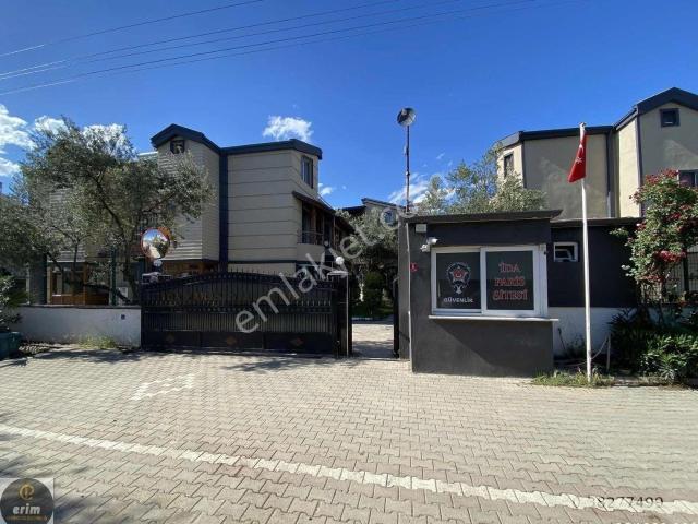 Edremit, Balikesir içerisinde satılık Villa