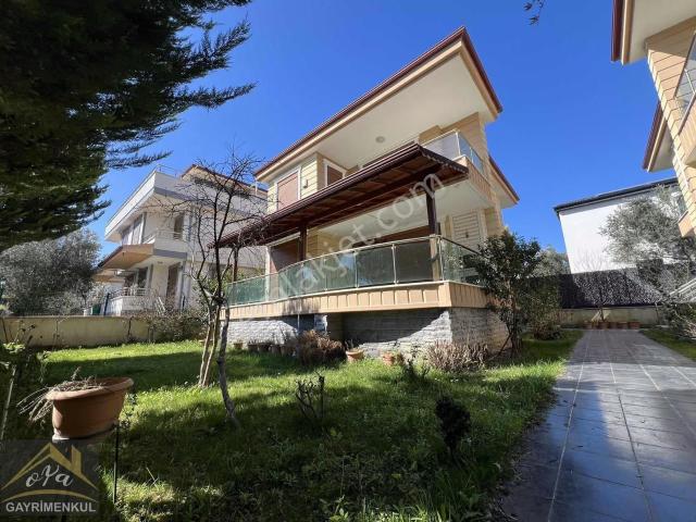 Edremit, Balikesir içerisinde satılık Villa