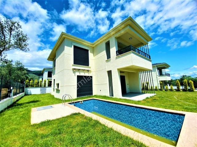 Edremit, Balikesir içerisinde satılık Villa
