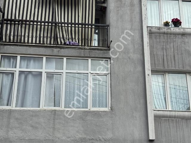Buca, İzmir içerisinde satılık Bina