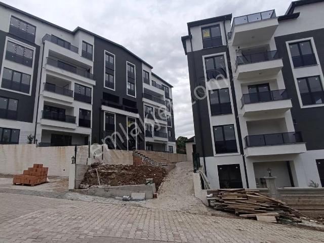 Başiskele, Kocaeli içerisinde kiralık mülk
