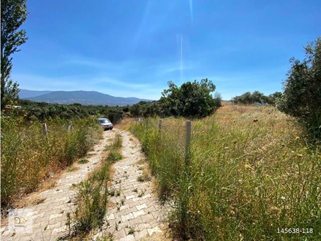 Buca, İzmir içerisinde satılık mülk