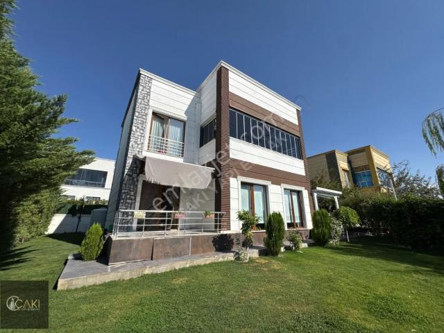 Edremit, Van içerisinde satılık Villa