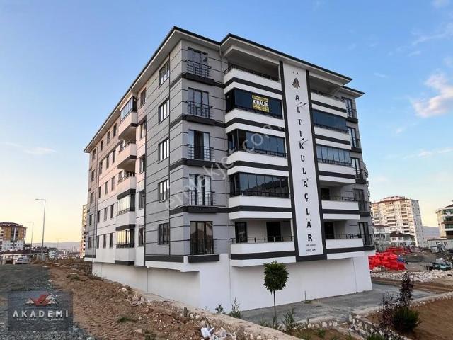 Mehmet Akif Ersoy Mahallesi, Kastamonu Merkez içerisinde kiralık mülk