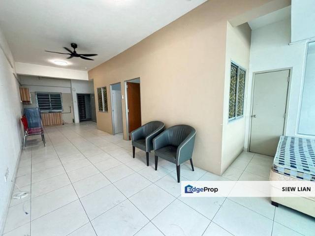 Condominium for sale in Austin Heights, Tebrau