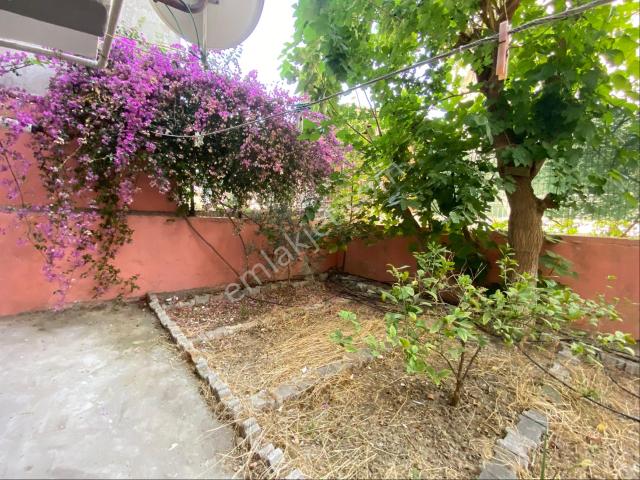 Karabağlar, İzmir içerisinde satılık mülk