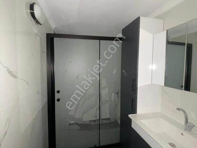 Karabağlar, İzmir içerisinde kiralık mülk