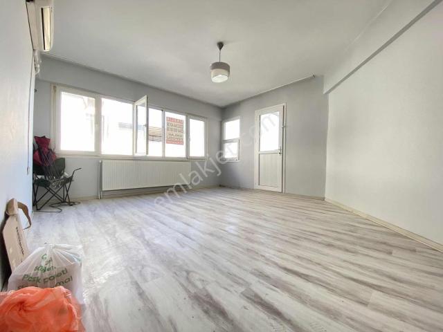 Yeşilyurt, Karabağlar içerisinde kiralık mülk