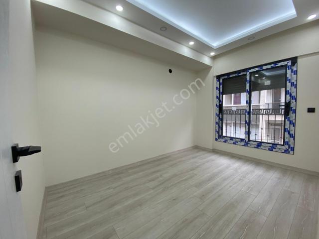 Konak, İzmir içerisinde kiralık mülk