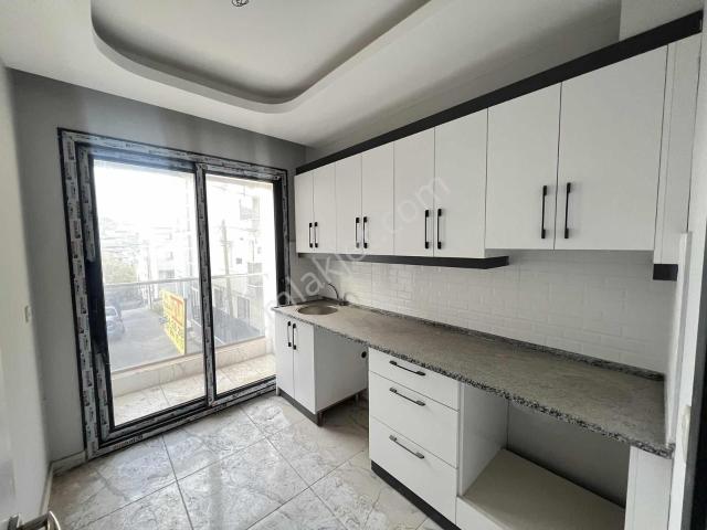 Karabağlar, İzmir içerisinde satılık mülk