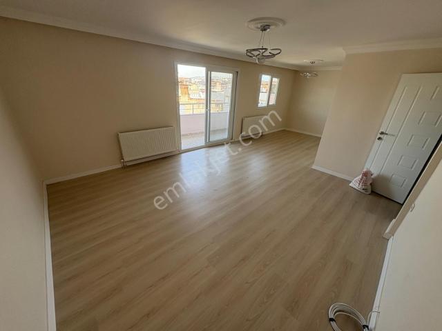 Karabağlar, İzmir içerisinde kiralık mülk