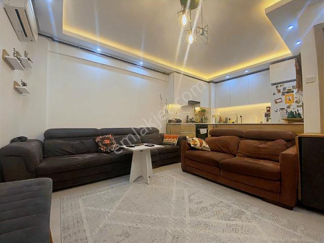 Karabağlar, İzmir içerisinde satılık mülk