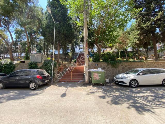 Karabağlar, İzmir içerisinde satılık mülk