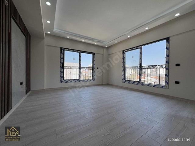 Konak, İzmir içerisinde satılık mülk