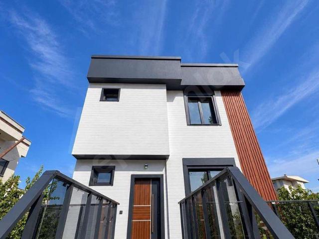 Akarca Mahallesi, Seferihisar içerisinde satılık Villa