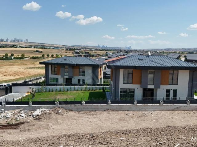 Karşıyaka Mahallesi, Gölbaşı içerisinde satılık Villa