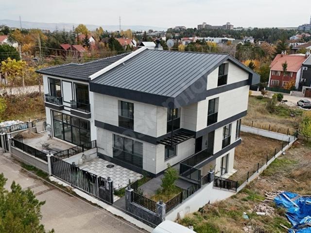 Gölbaşi, Ankara içerisinde satılık Villa