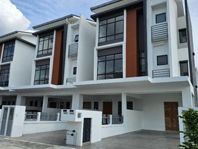 Townhouse for sale in Kajang, Langat