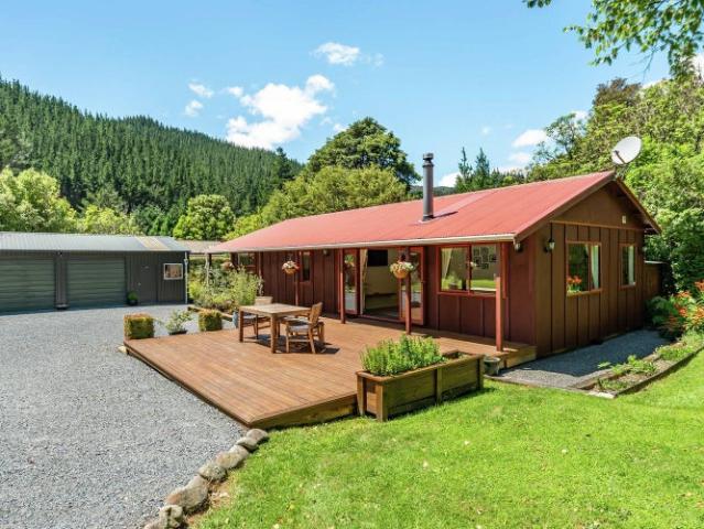 House for rent in Pauatahanui, Wellington