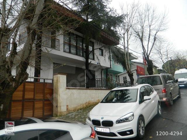 Karanfilköy, Beşiktaş içerisinde satılık Ofis
