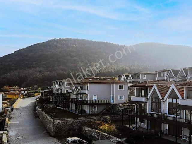 Yalova içerisinde kiralık Villa