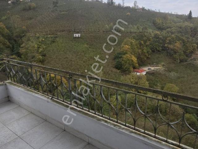 Salacık, Akçaabat içerisinde satılık Villa