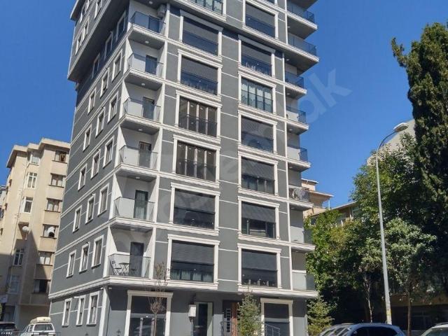 Merdivenköy Mahallesi, Kadıköy içerisinde satılık mülk