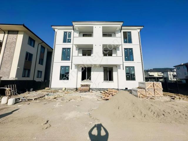 Akyazi, Sakarya içerisinde satılık mülk