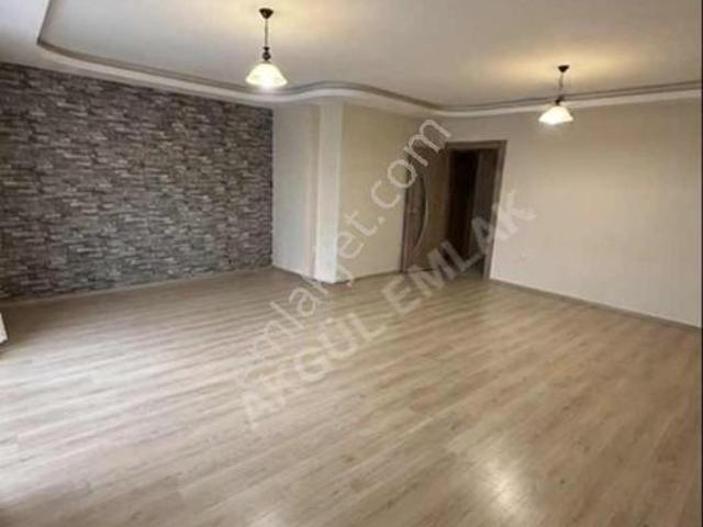Menderes, İzmir içerisinde kiralık mülk